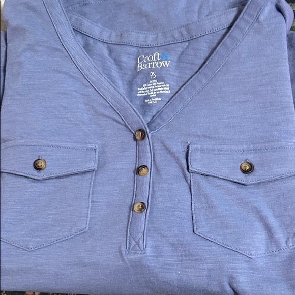 Croft & Barrow Perriwinkle and Pink Button-Up Tops - Picture 5 of 12